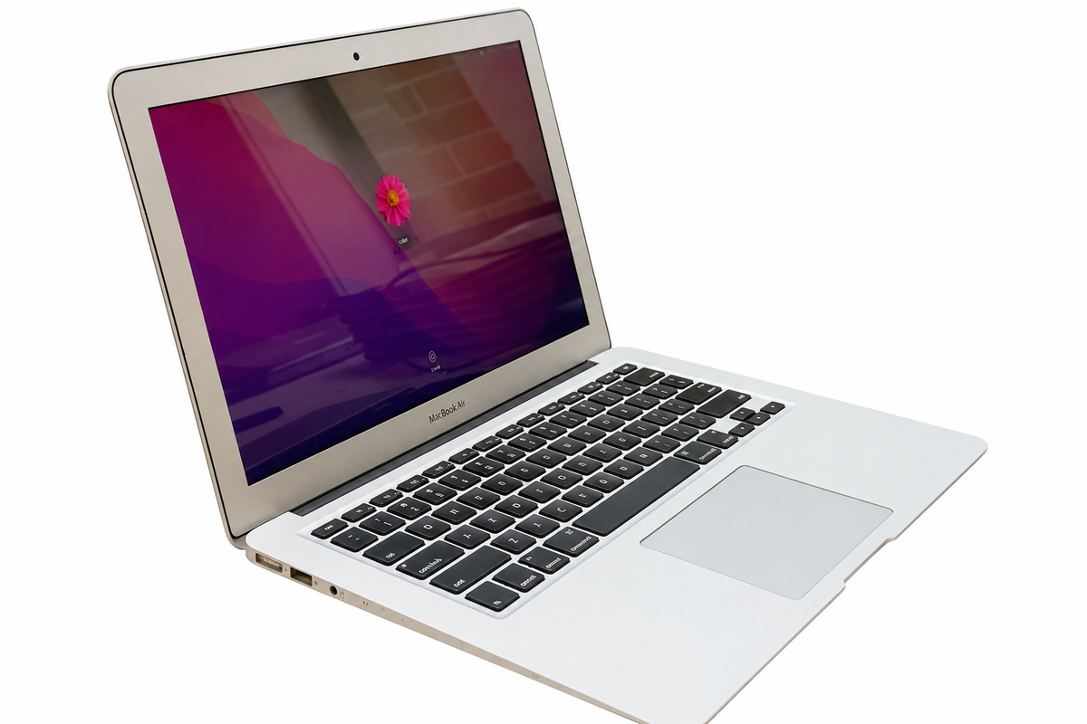 MacBook Air 2017 actual unit angle view