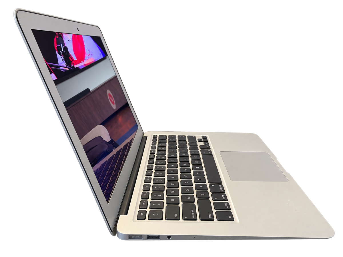 Apple MacBook Air 13.3-inch 2017 128GB side view